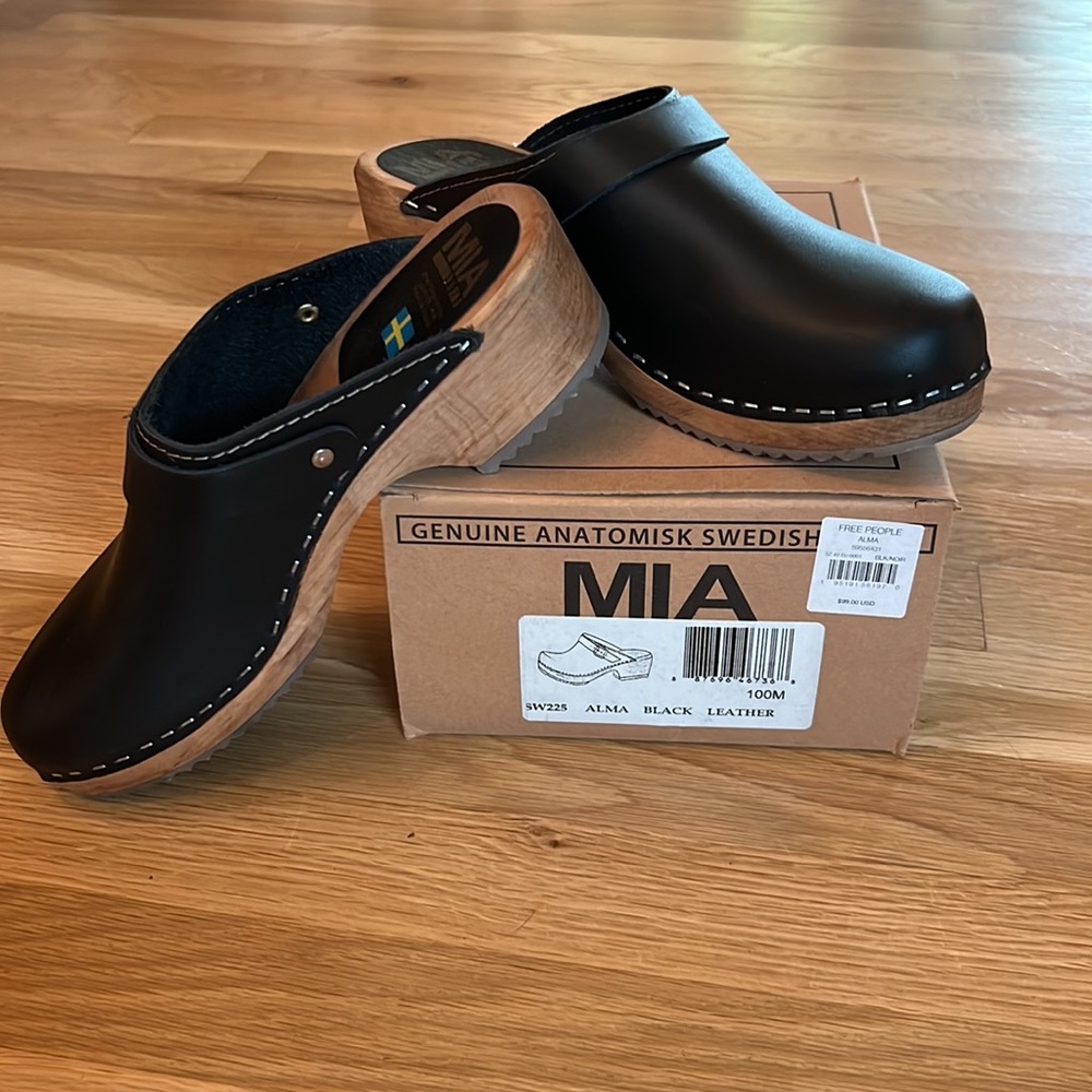 MIA “Alma” Clogs 40/10
